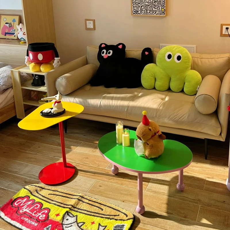 Модный угловой столик мемфис с допамином для детской комнаты - Фотография_3