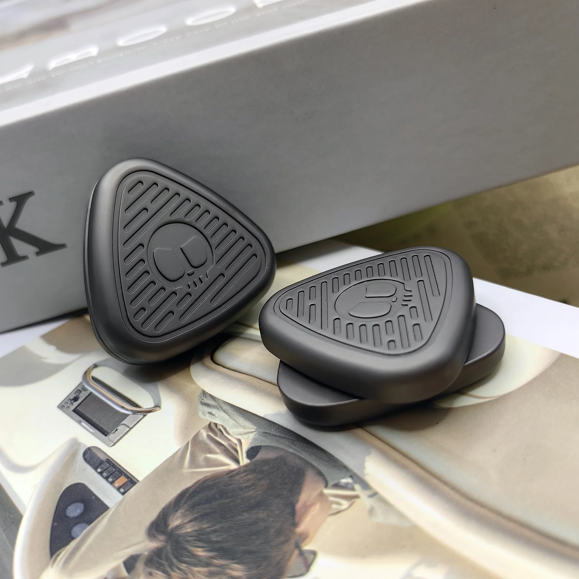 Edc игрушки для пальцев