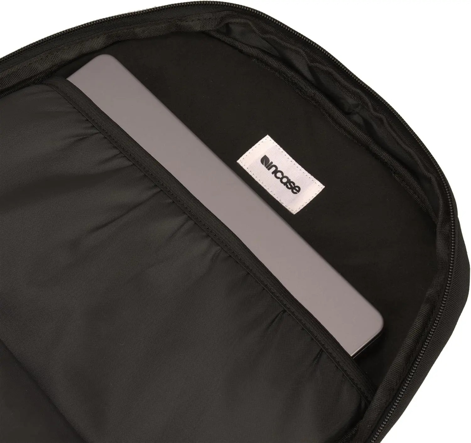 Рюкзак incase shift — пригородный - Фотография_4