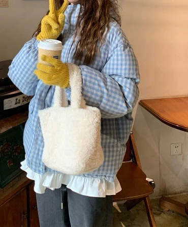 Новая синяя клетчатая куртка с капюшоном - Фотография_4