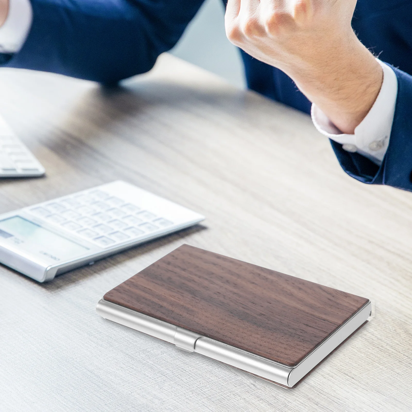 Коробка для карточек для бизнеса - Фотография_2