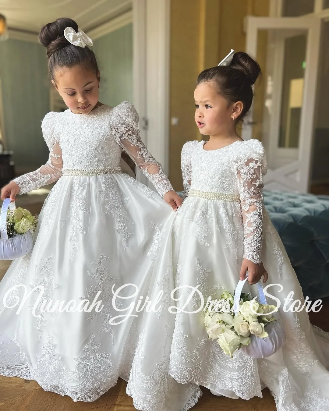 Белые платья с цветочным узором - Фотография_3