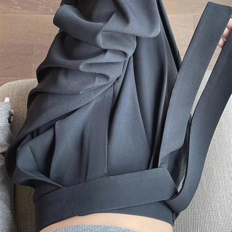 Брюки женские однотонные на шнуровке - Фотография_6