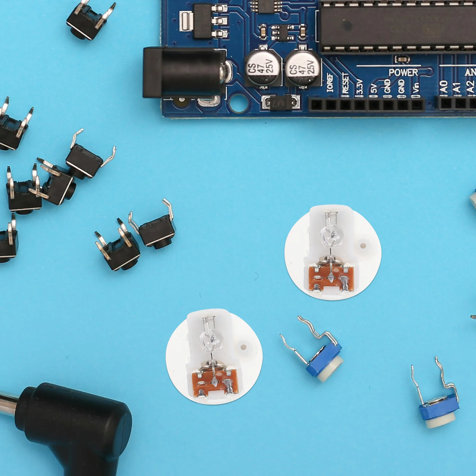 Светящийся светодиодный брелок с мини-мигающей основой - Фотография_6