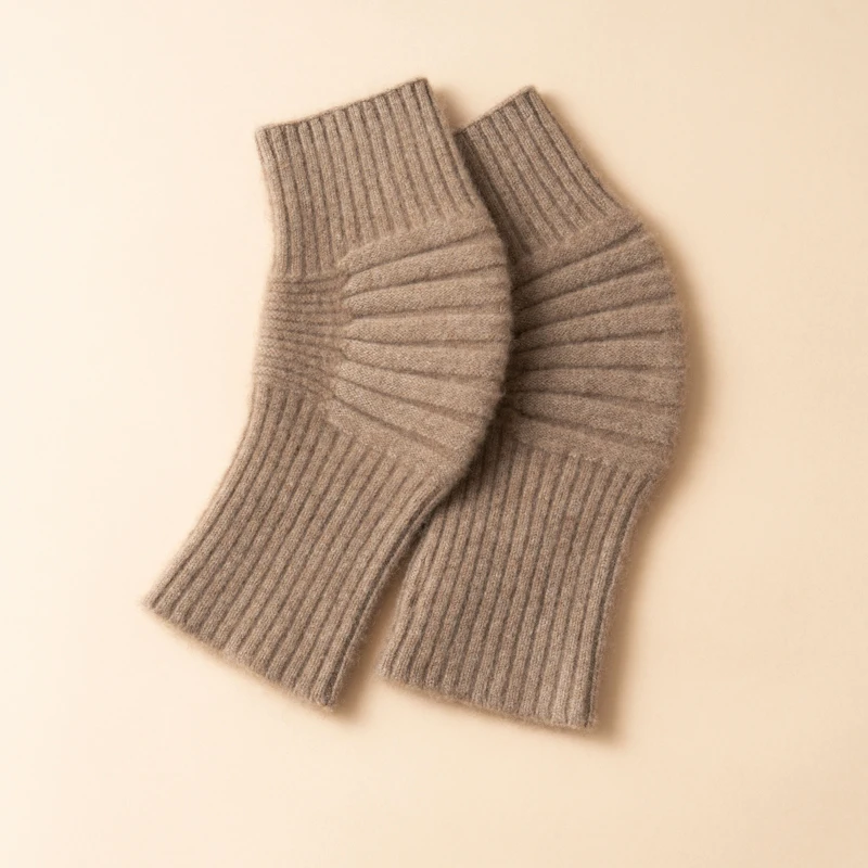 Вязаные женские наколенники из - Фотография_5