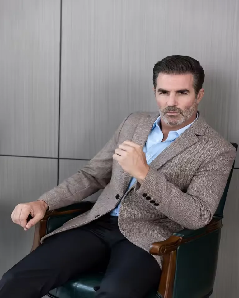 Мужской костюм, коричневый пиджак - Фотография_5