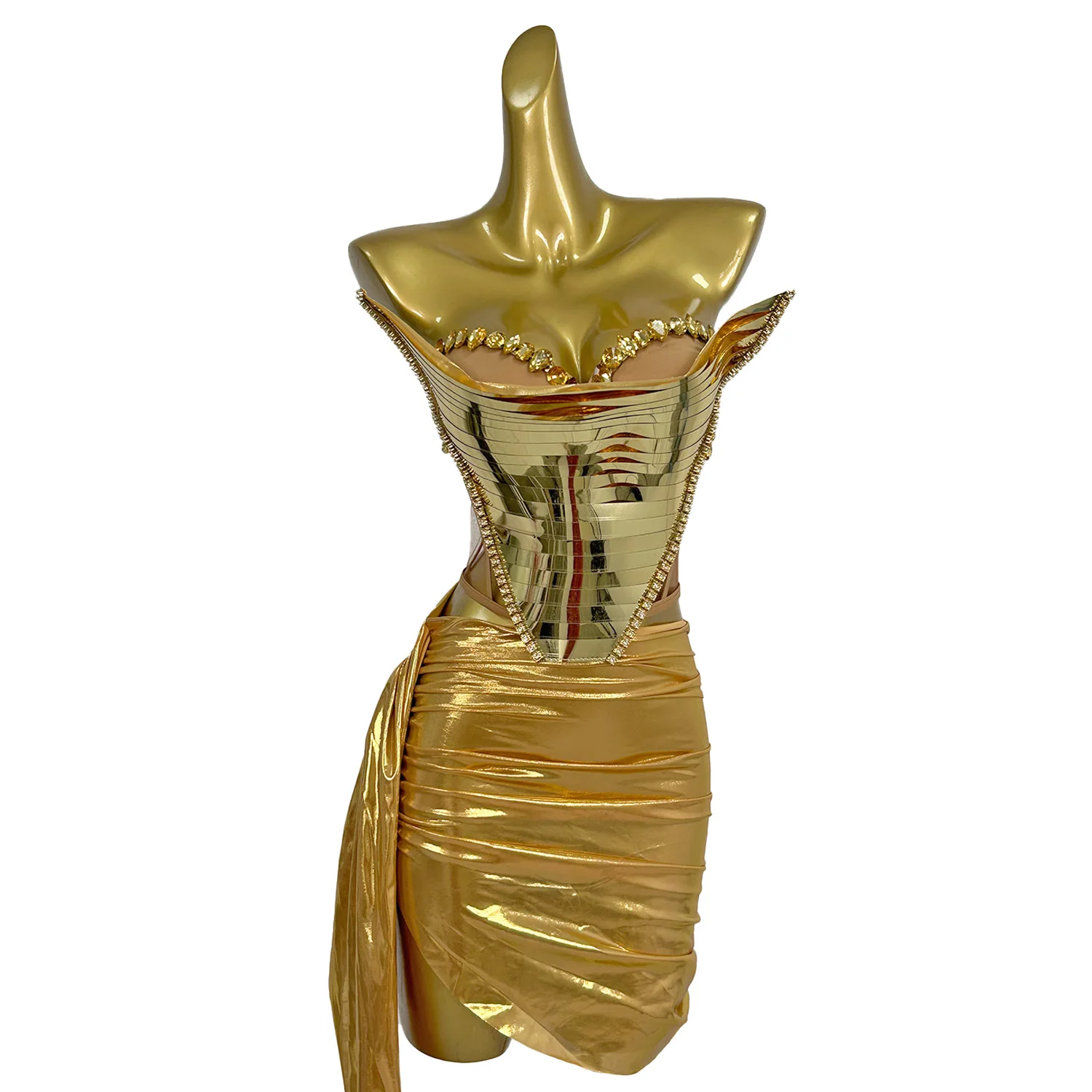 Облегающее платье для выпускного вечера с золотыми линзами