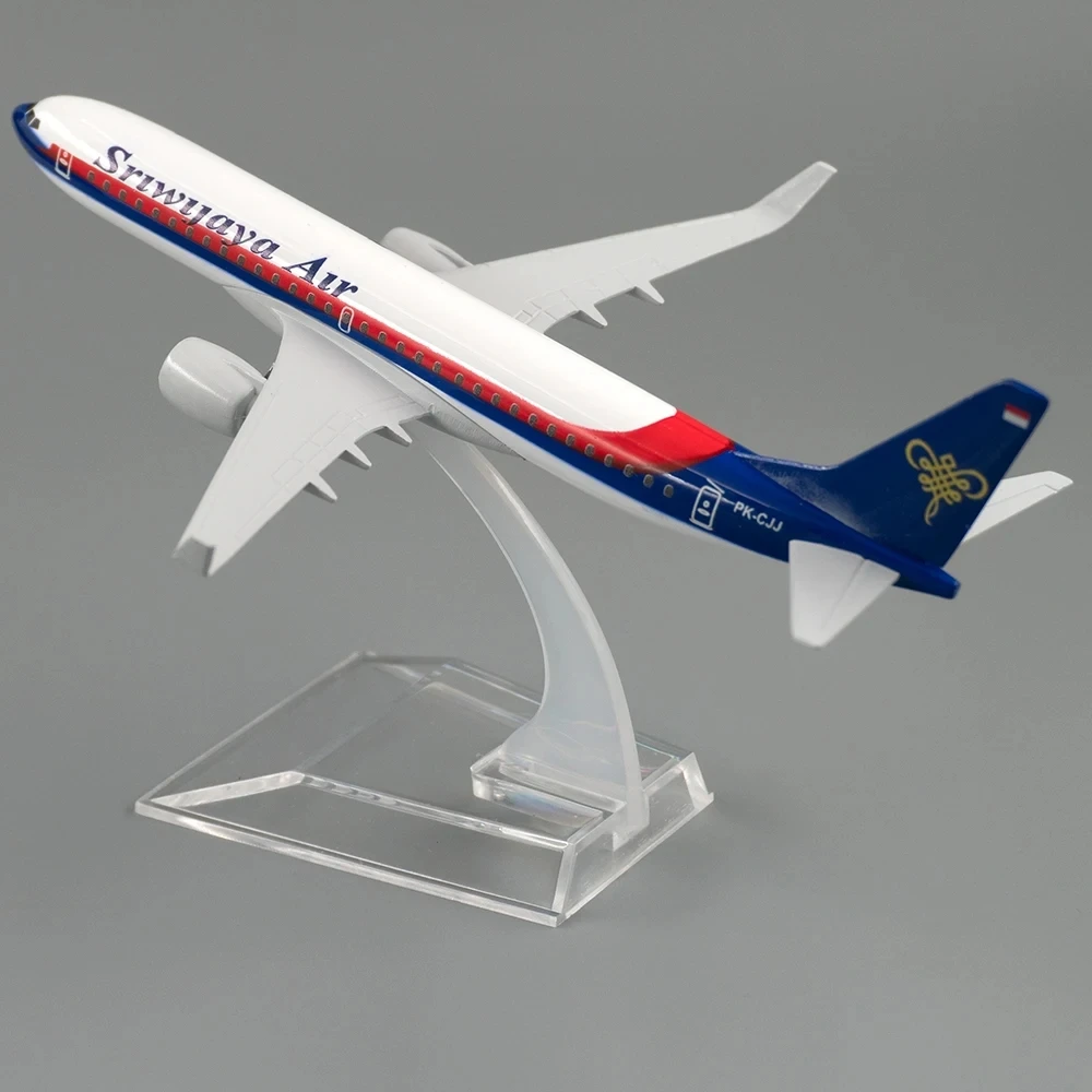 16 см b737 sriwijaya airlines