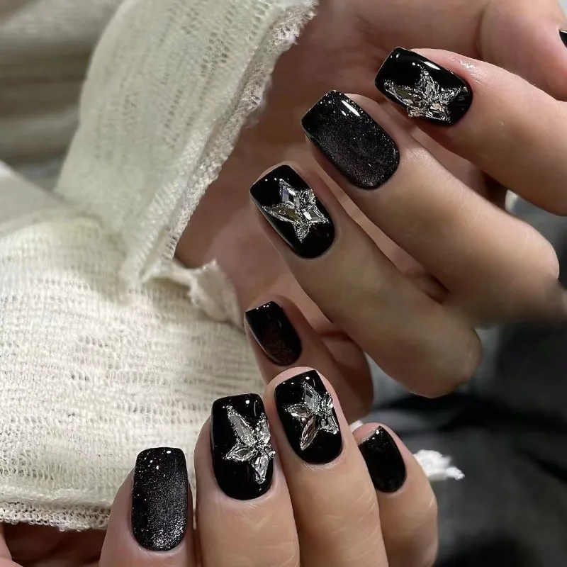 Ледяной снежный пресс на ногтях - Фотография_4