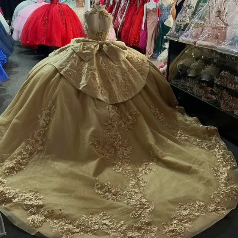 Небесно-голубое платье quinceanera с открытыми плечами и бусинами - Фотография_4