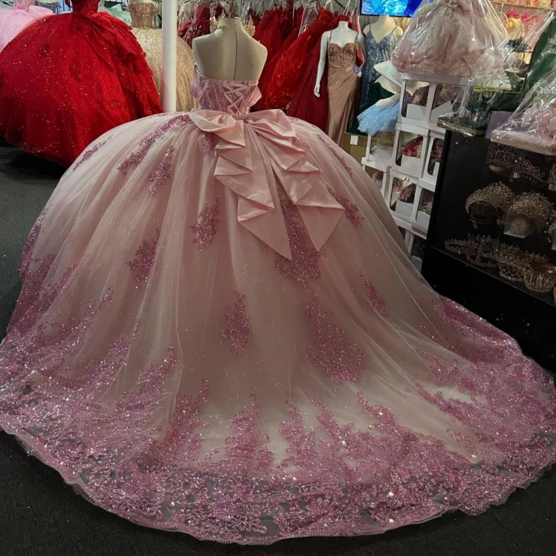 Розовое блестящее бальное платье - Фотография_2