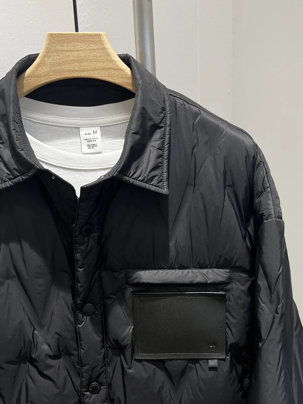 Зимняя мужская тонкая пуховая куртка - Фотография_3