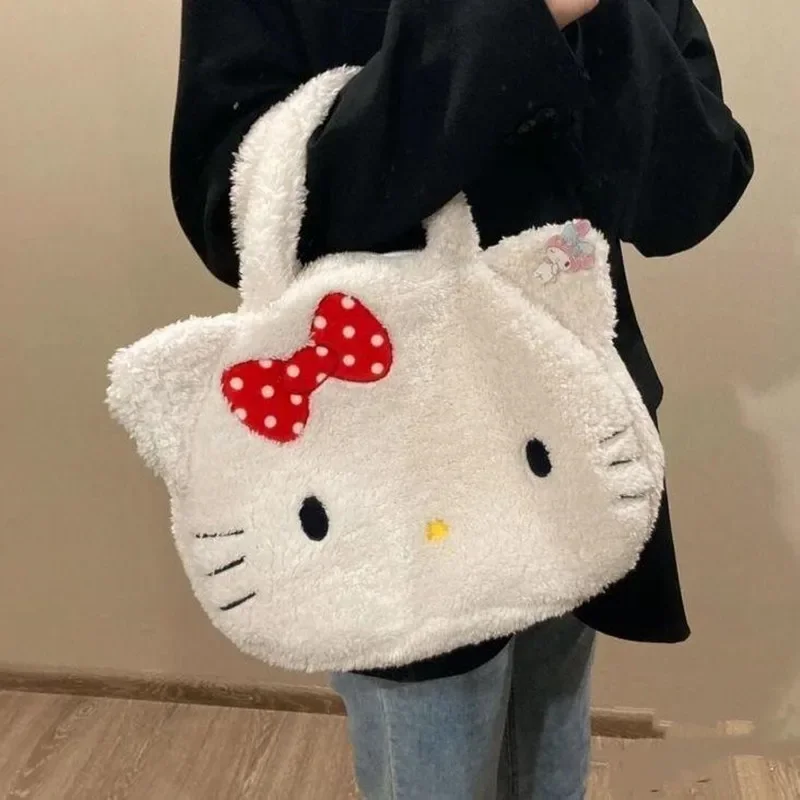 Sanrio, пушистая вместительная сумка через плечо hello kitty - Фотография_2