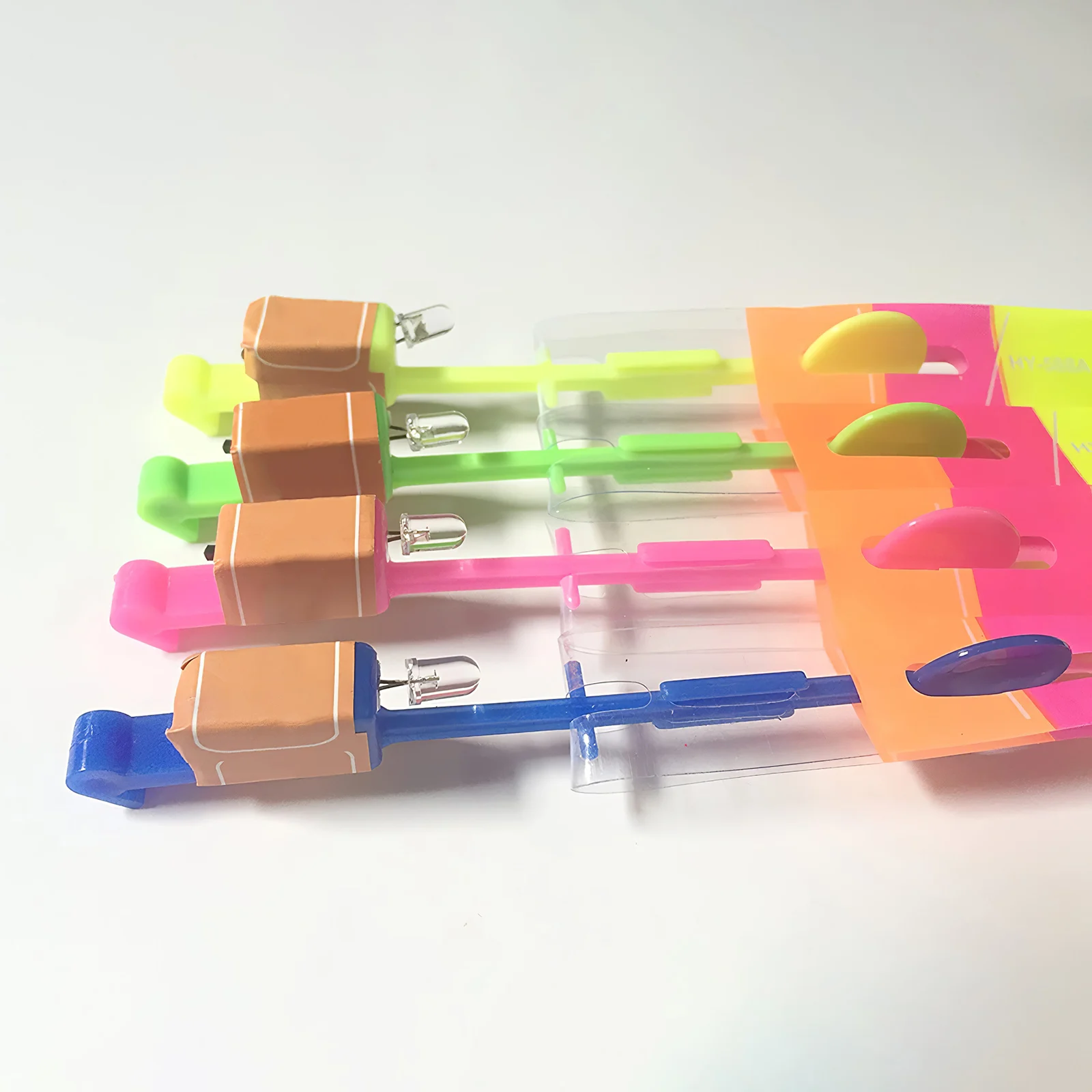 Уличная сияющая рогатка со светодиодной подсветильник кой - Фотография_5