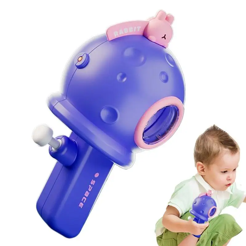 Игрушка с белкой воды