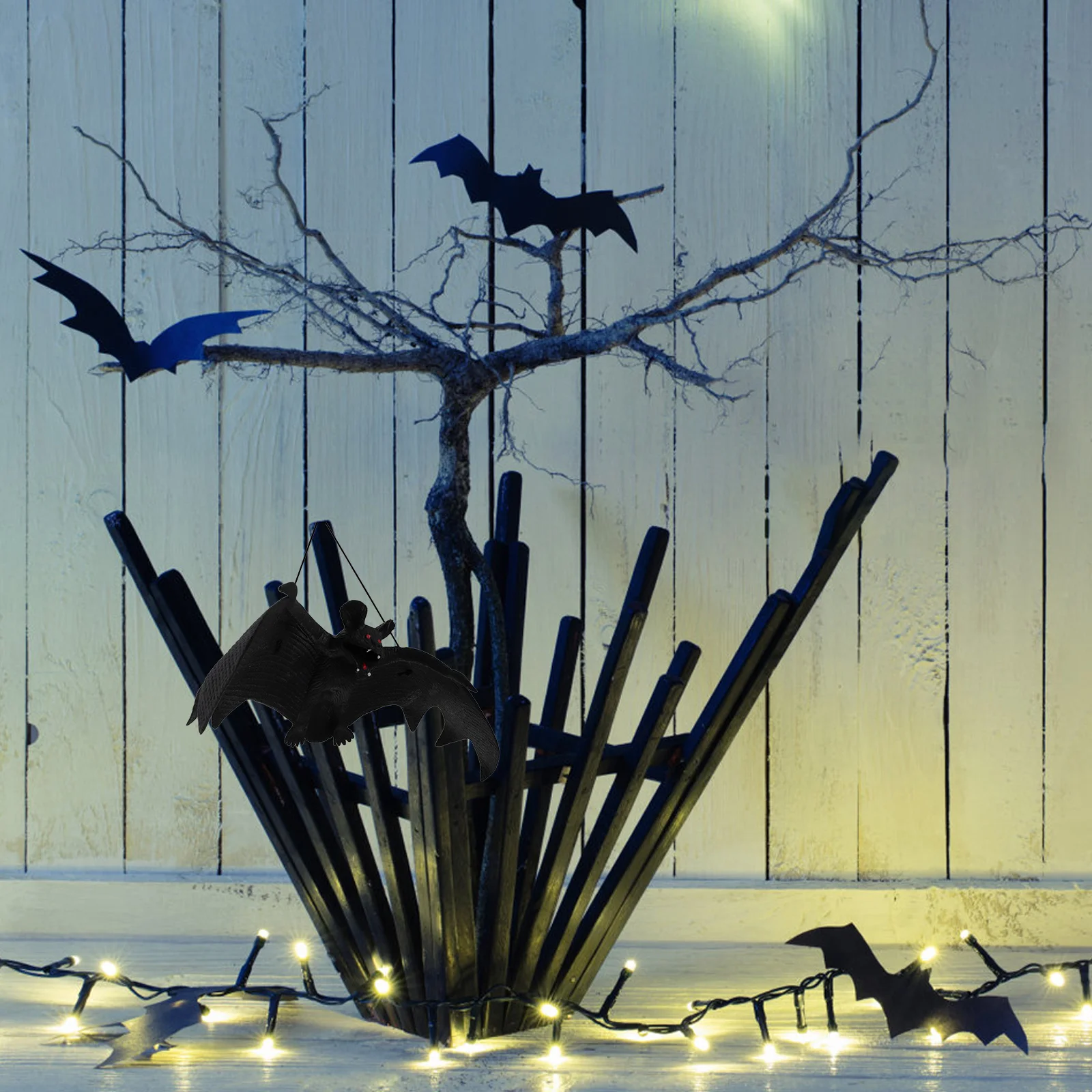 Имитация резиновой летучей мыши