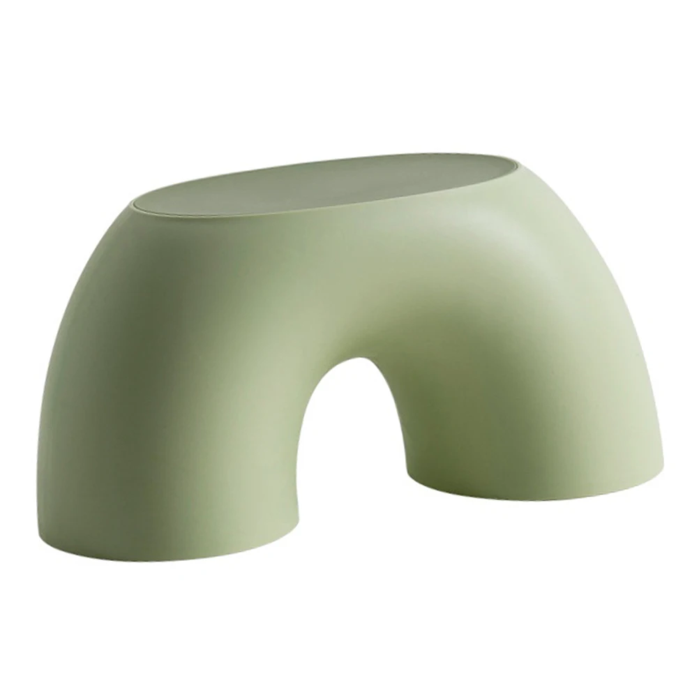 Круглый маленький табурет