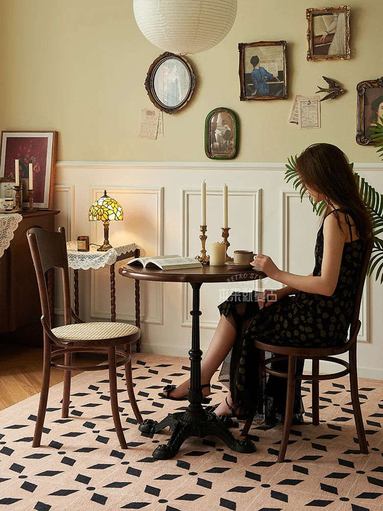 Обеденный стул из цельного дерева в стиле ретро - Фотография_4