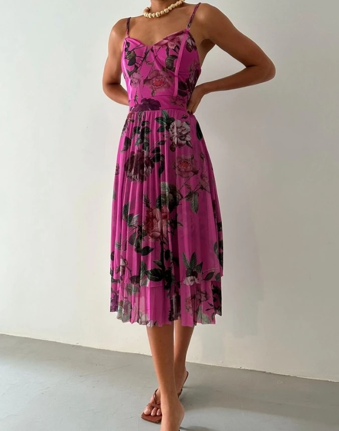 Женское эластичное платье для отдыха - Фотография_2