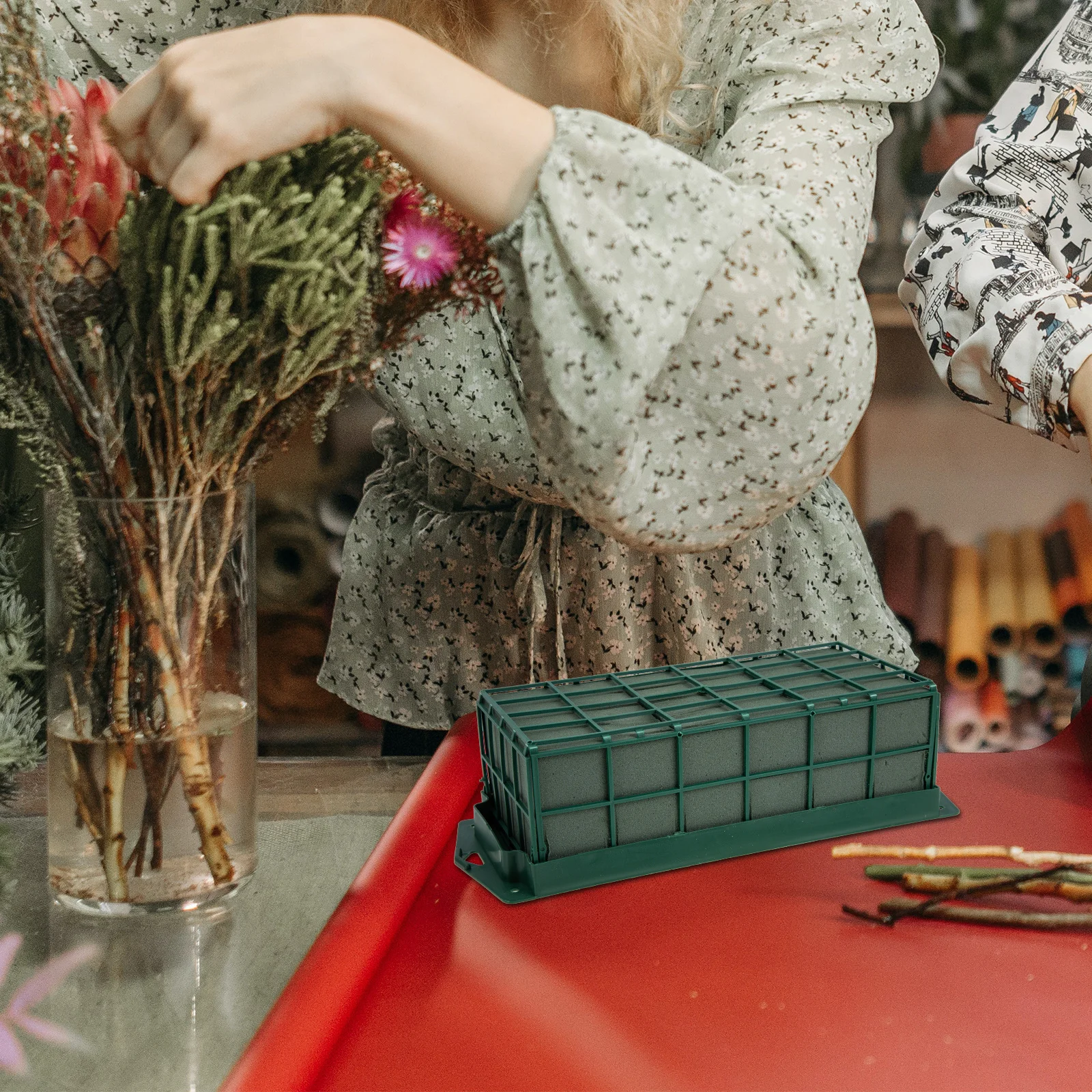 Прочная клетка из пенопласта с цветочным рисунком - Фотография_3