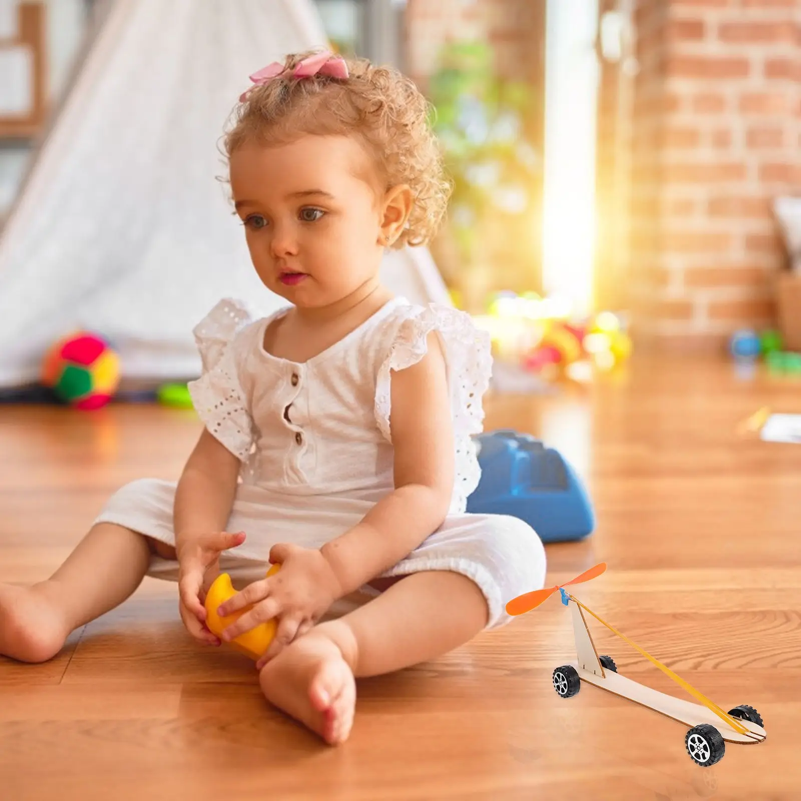 Игрушка-автомобиль с ветрозащитой - Фотография_4