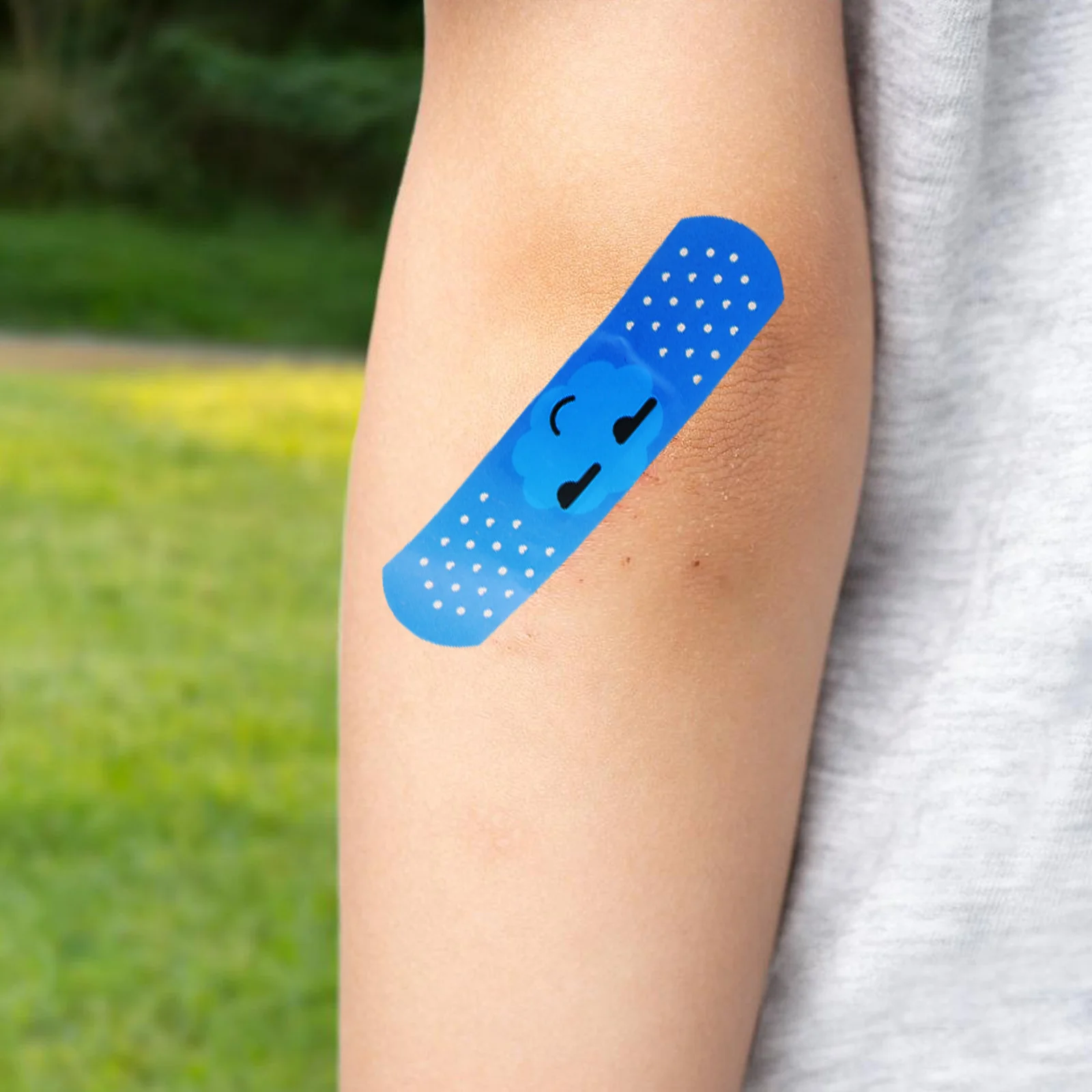 Повязки на рану с героями мультфильмов