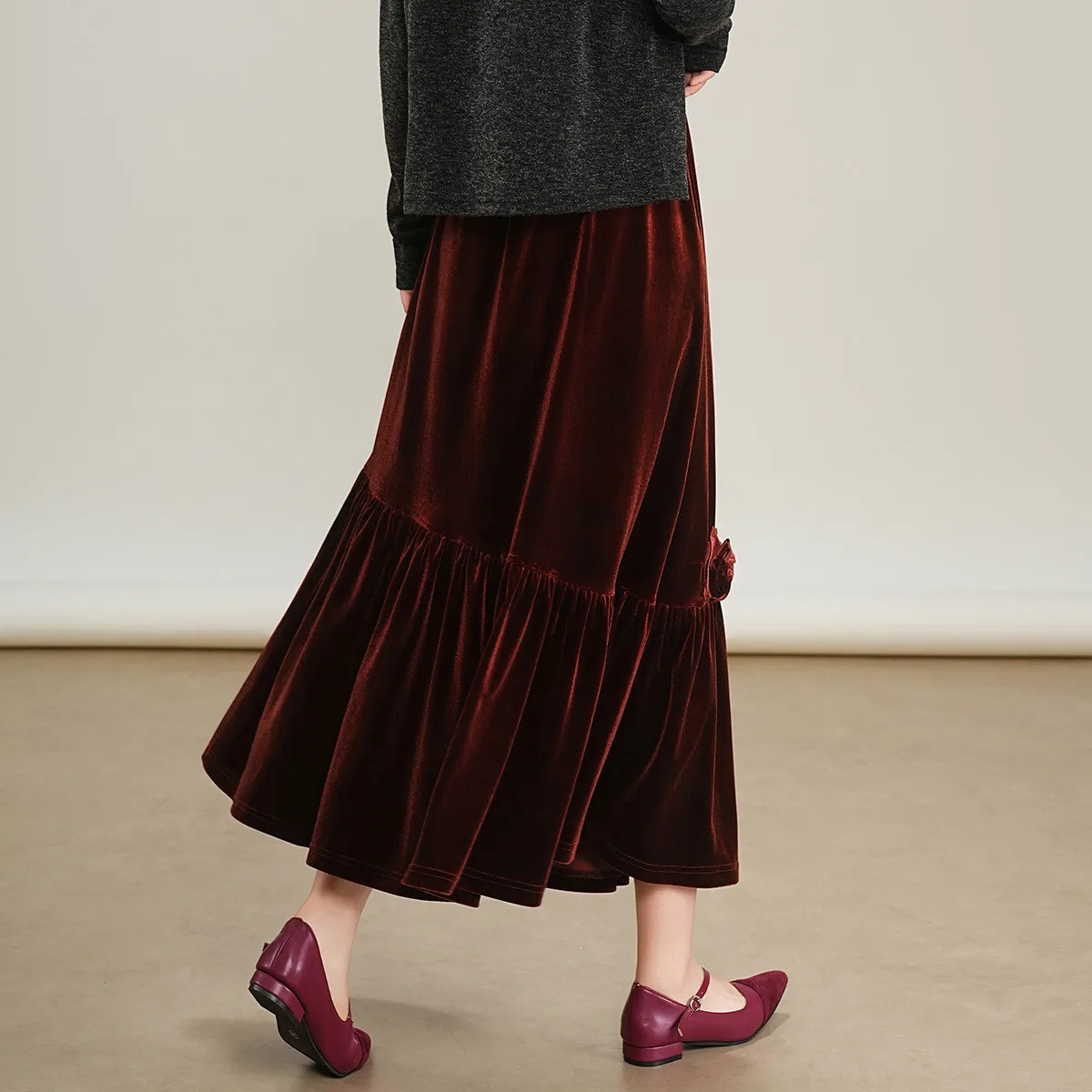 Louis yao, новая модная бархатная полуженская длинная юбка 2022 - Фотография_5