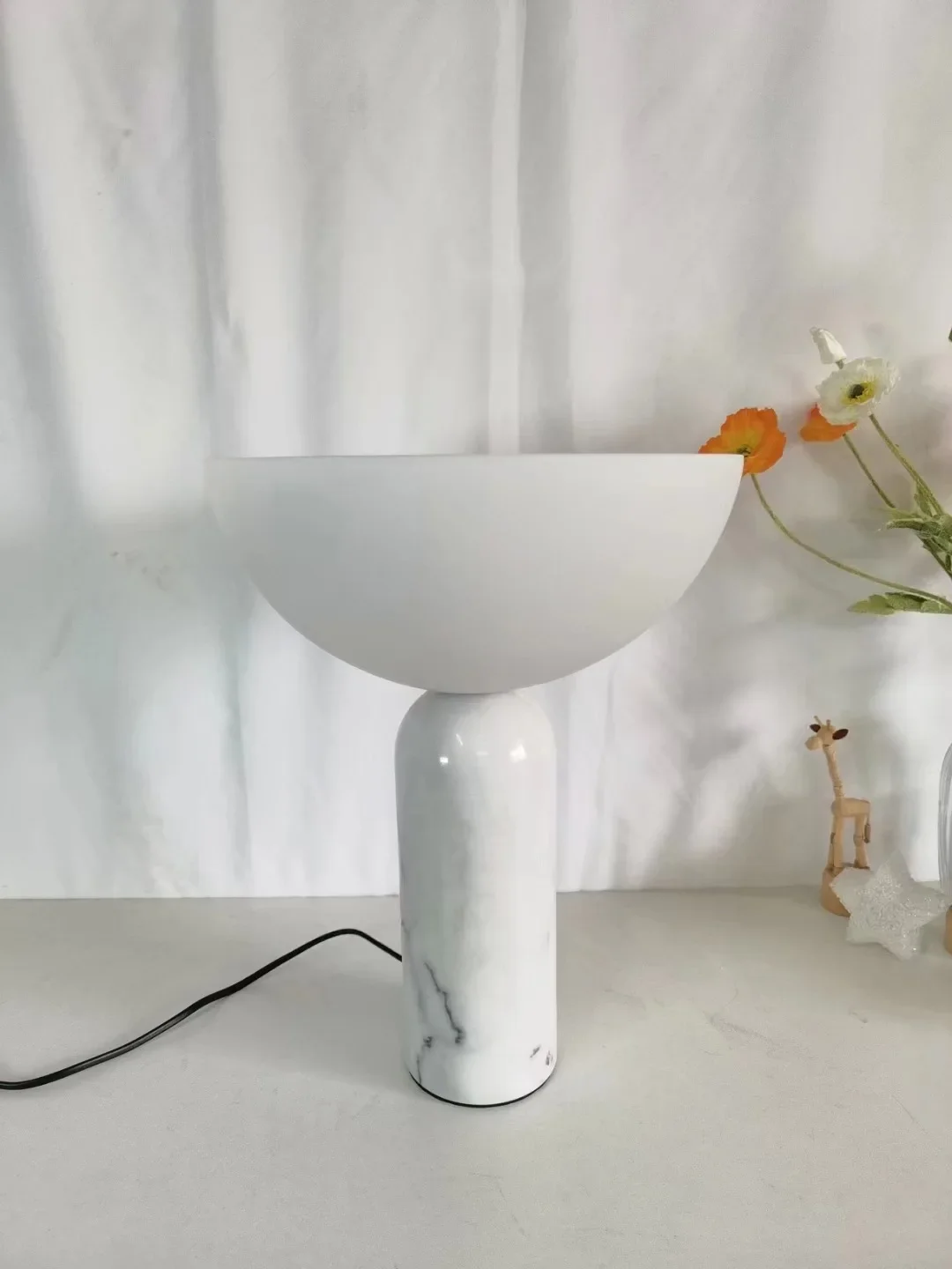 Дизайнерский минималистичный прикроватный - Фотография_5