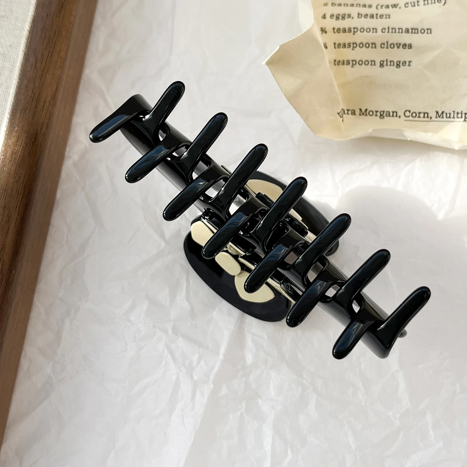 Простая однотонная заколка в виде акулы с уксусной кислотой dowell - Фотография_5