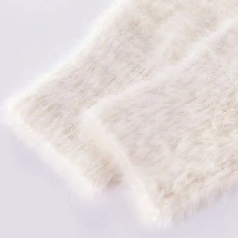 Жаккардовый свитер в стиле ретро с круглым вырезом и буквами - Фотография_5