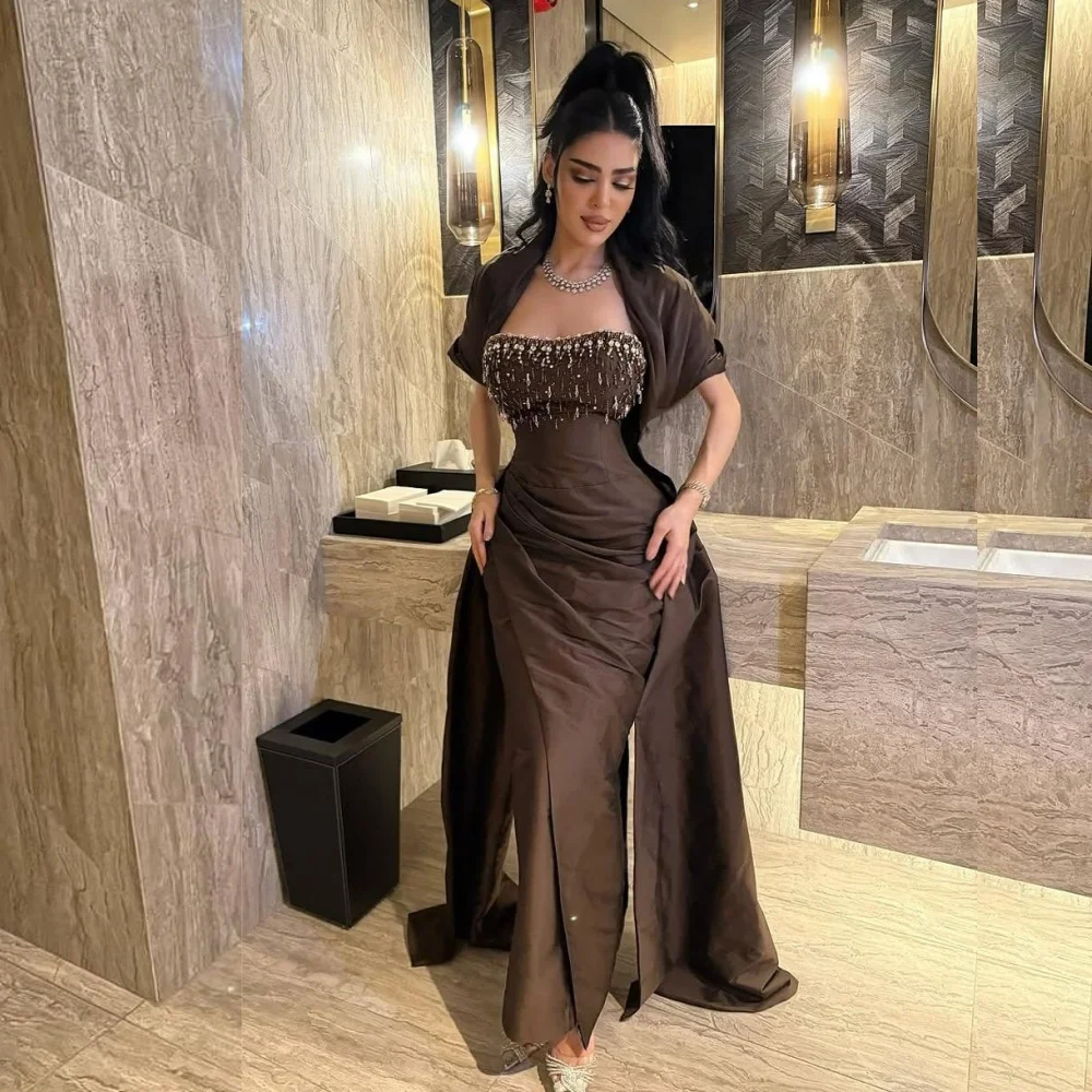 Плиссированные платья миди без