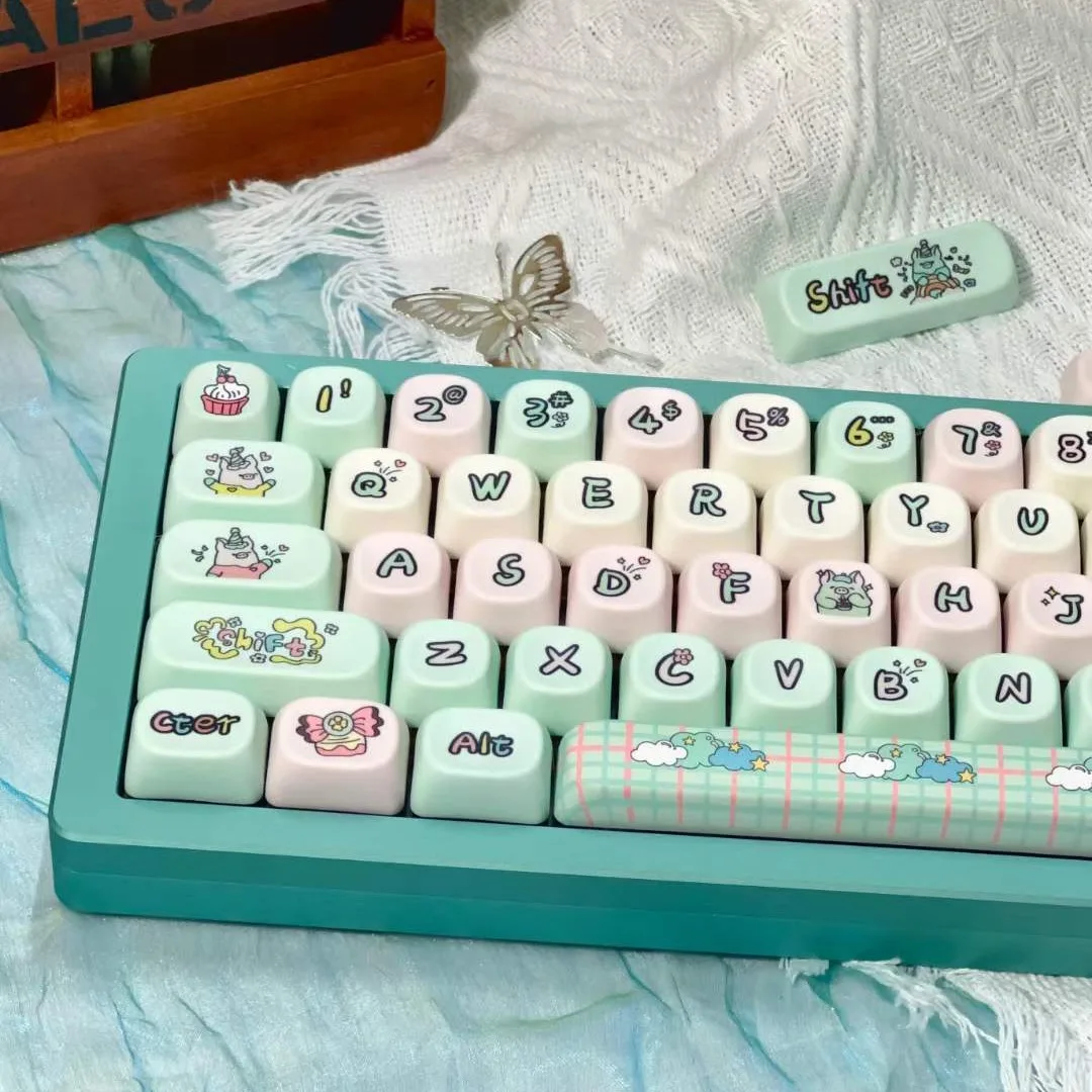 Клубничный поросенок moa