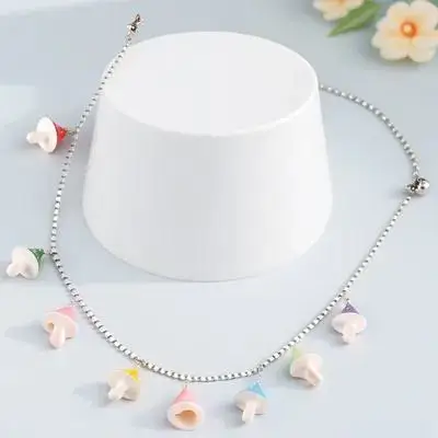 Цепочка для брюк с грибами