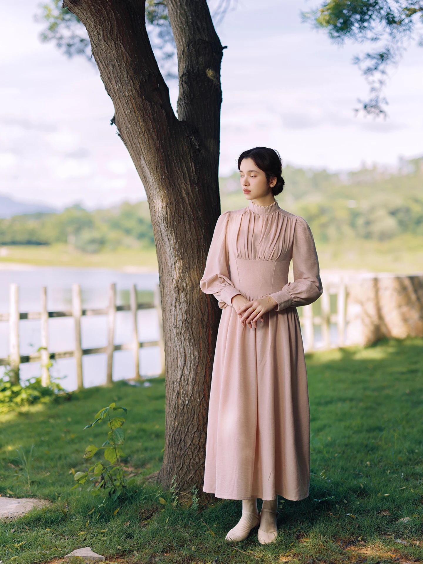 Tiyihailey женское льняное платье с длинными рукавами-фонариками - Фотография_3