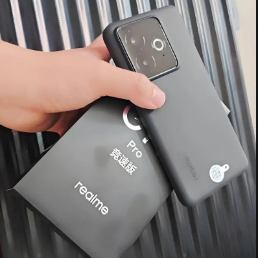 Китайская версия realme gt 7 pro - Фотография_6