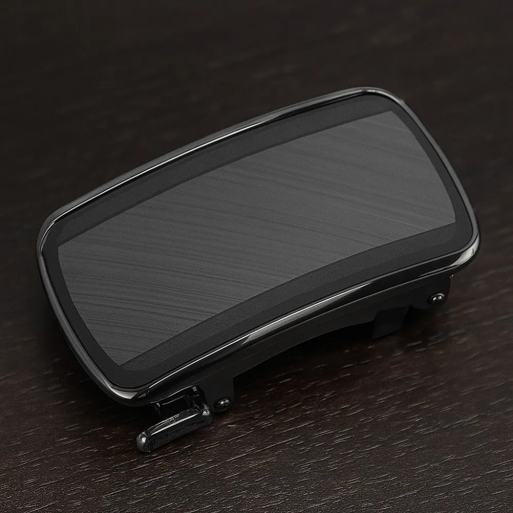 Широкая пряжка из сплава