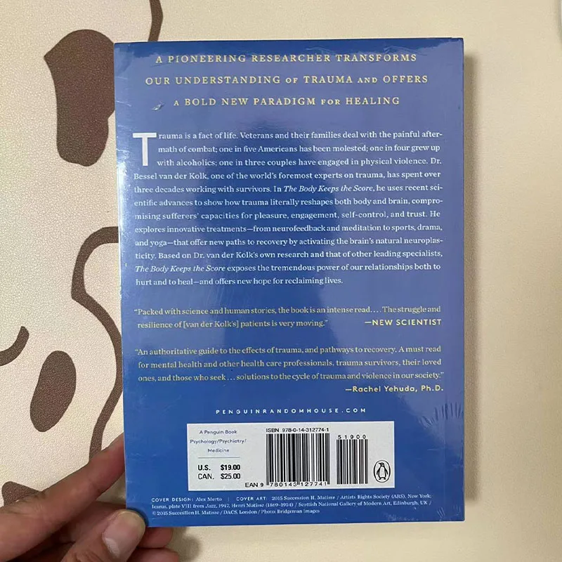 1 книга the body keep the scor by bessel van der kolk m - Фотография_4