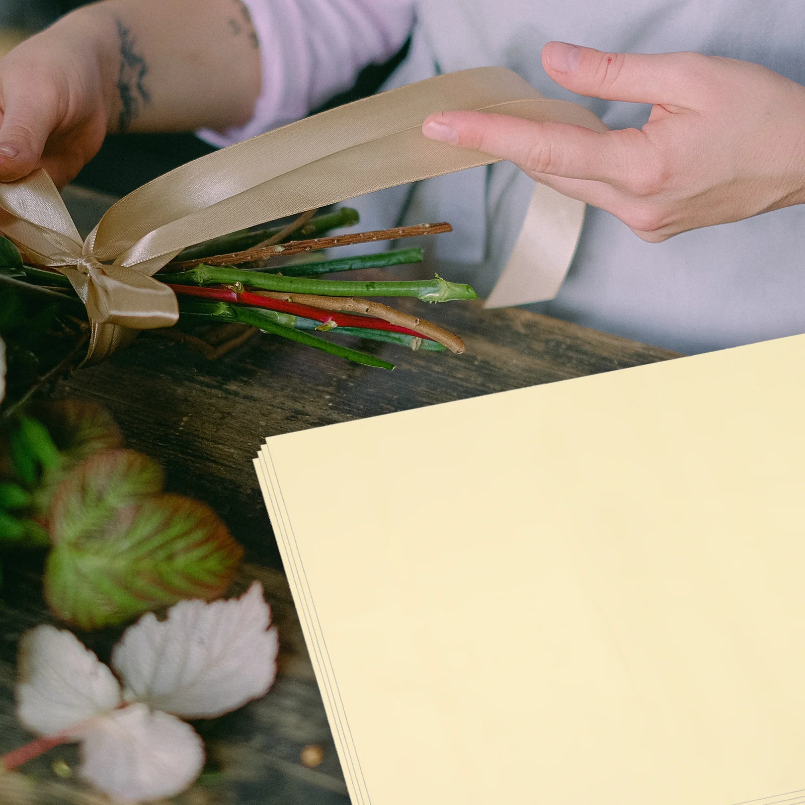 Перламутровая оберточная бумага для цветов - Фотография_6