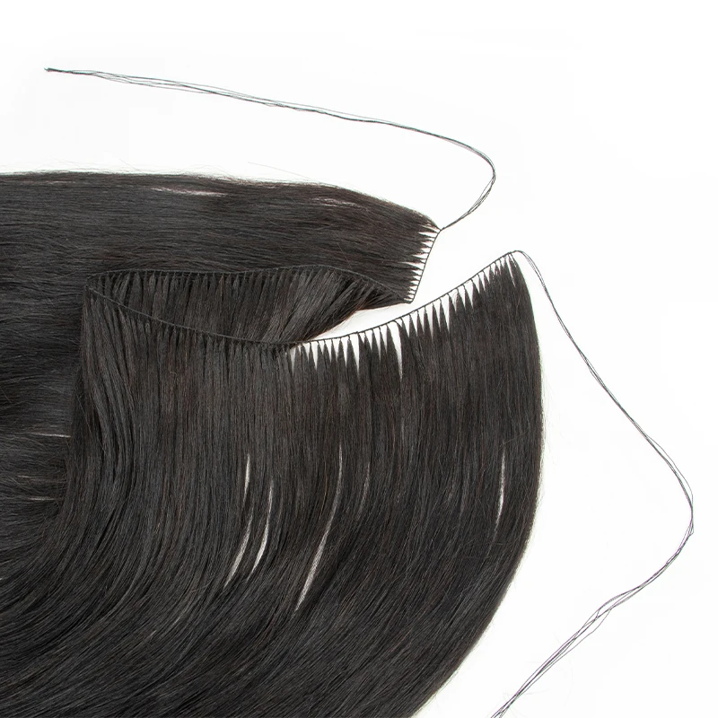 Пучки волос с перьями