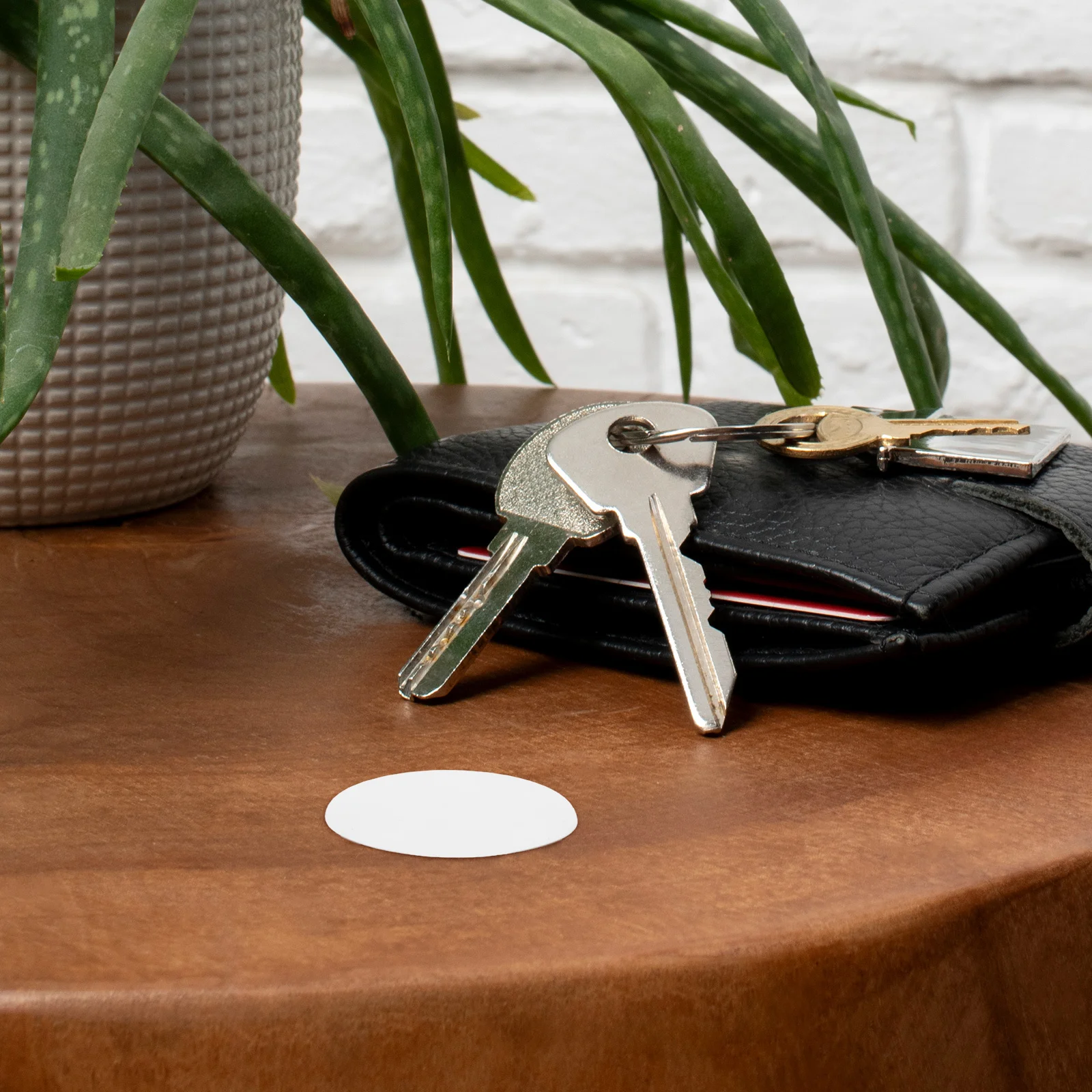 Крышки для отверстий для мебели