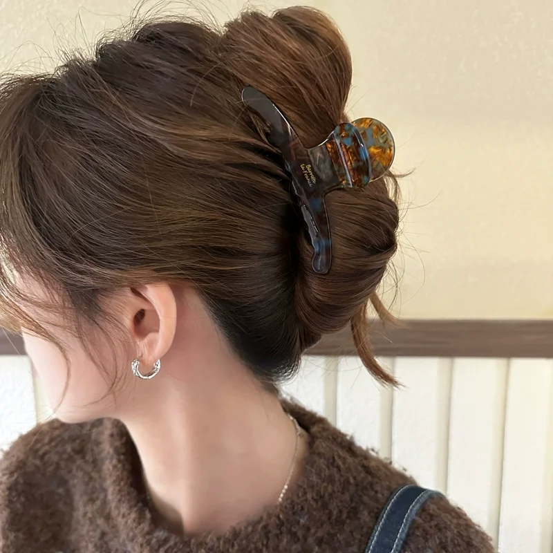 Женские ацетатные леопардовые когти для волос - Фотография_3