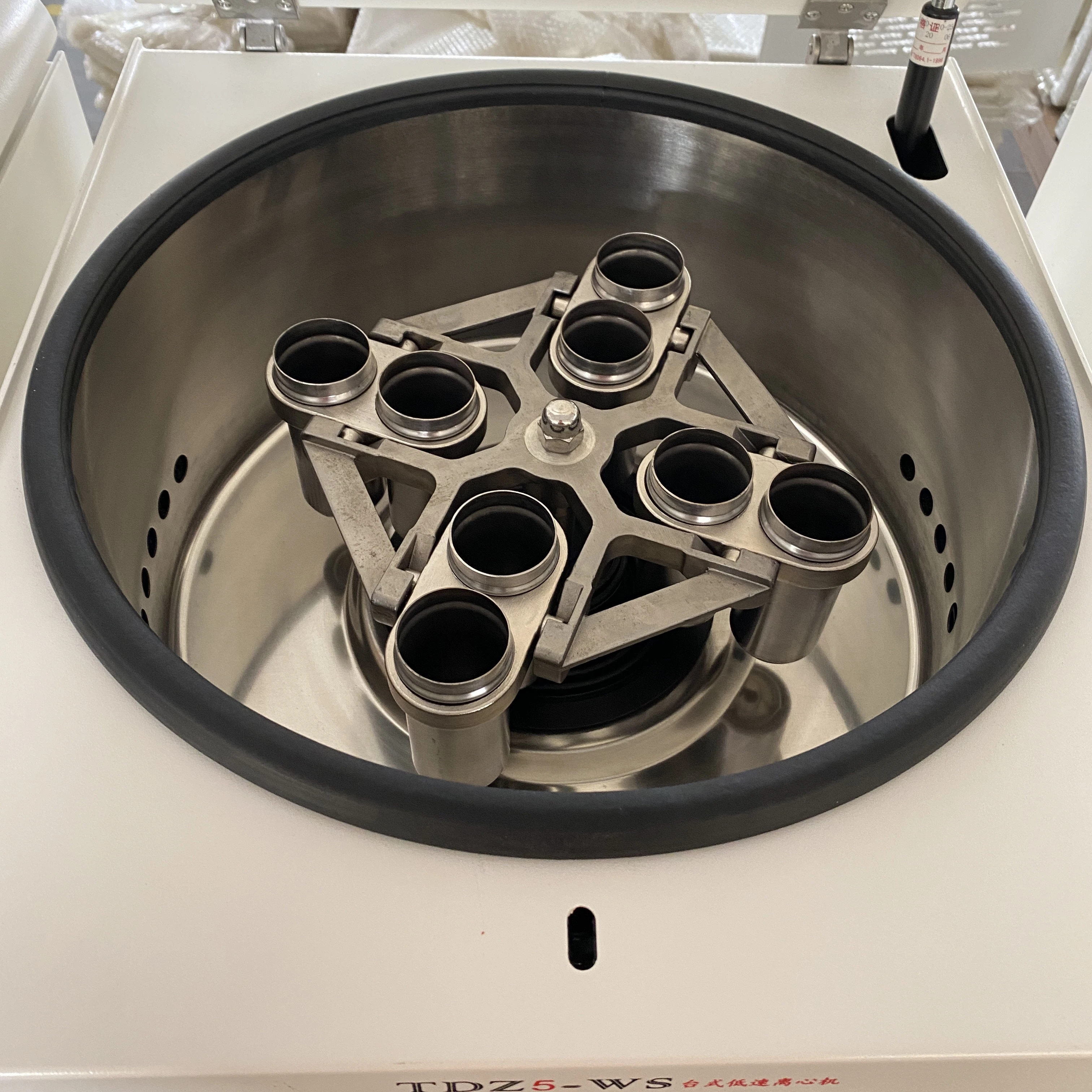 4*500 мл, клиническая центрифуга большой емкости - Фотография_2