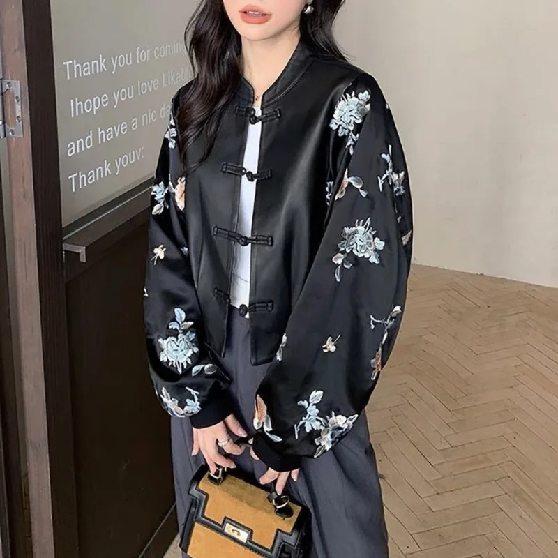 Высококачественная винтажная лоскутная кожаная куртка с вышивкой - Фотография_4