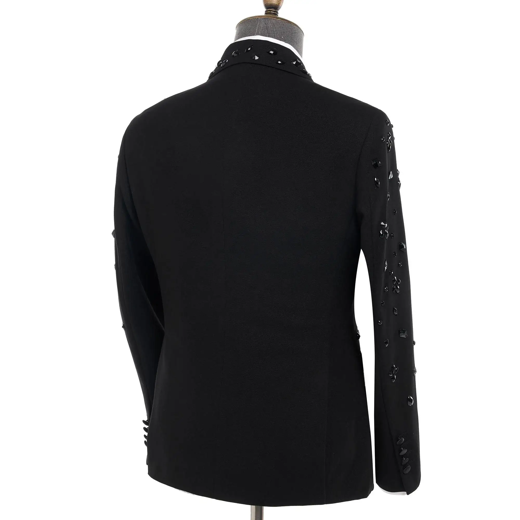 Роскошные мужские костюмы из двух предметов с золотыми кристаллами - Фотография_3