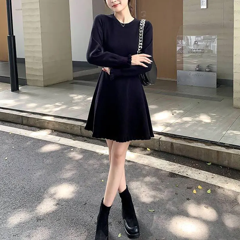 Базовые однотонные платья женская - Фотография_2