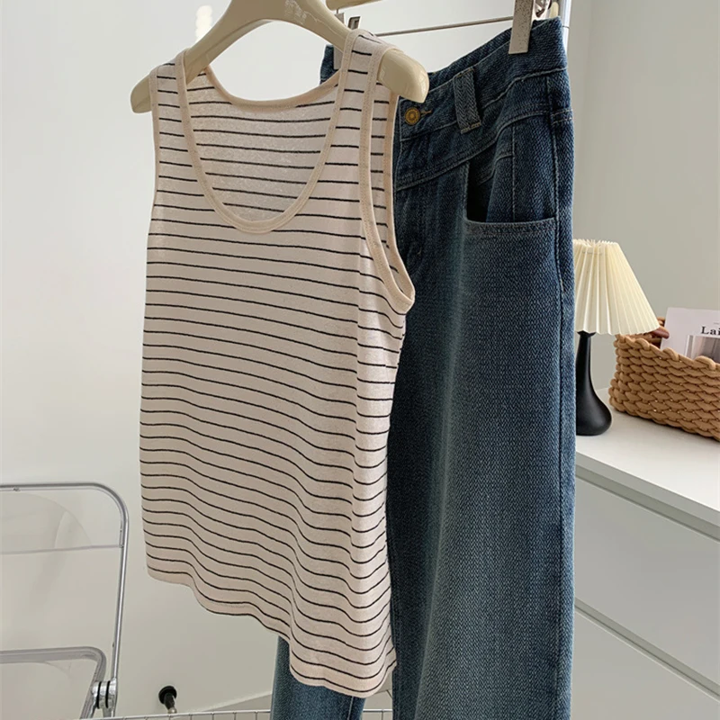 Женский летний тонкий полосатый u-образный вырез с широким плечевым ремнем - Фотография_4