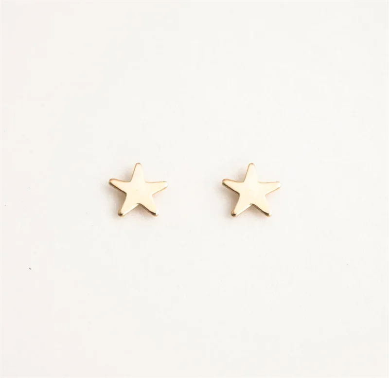 Серьги-гвоздики со звездами из 14-каратного золота - Фотография_2