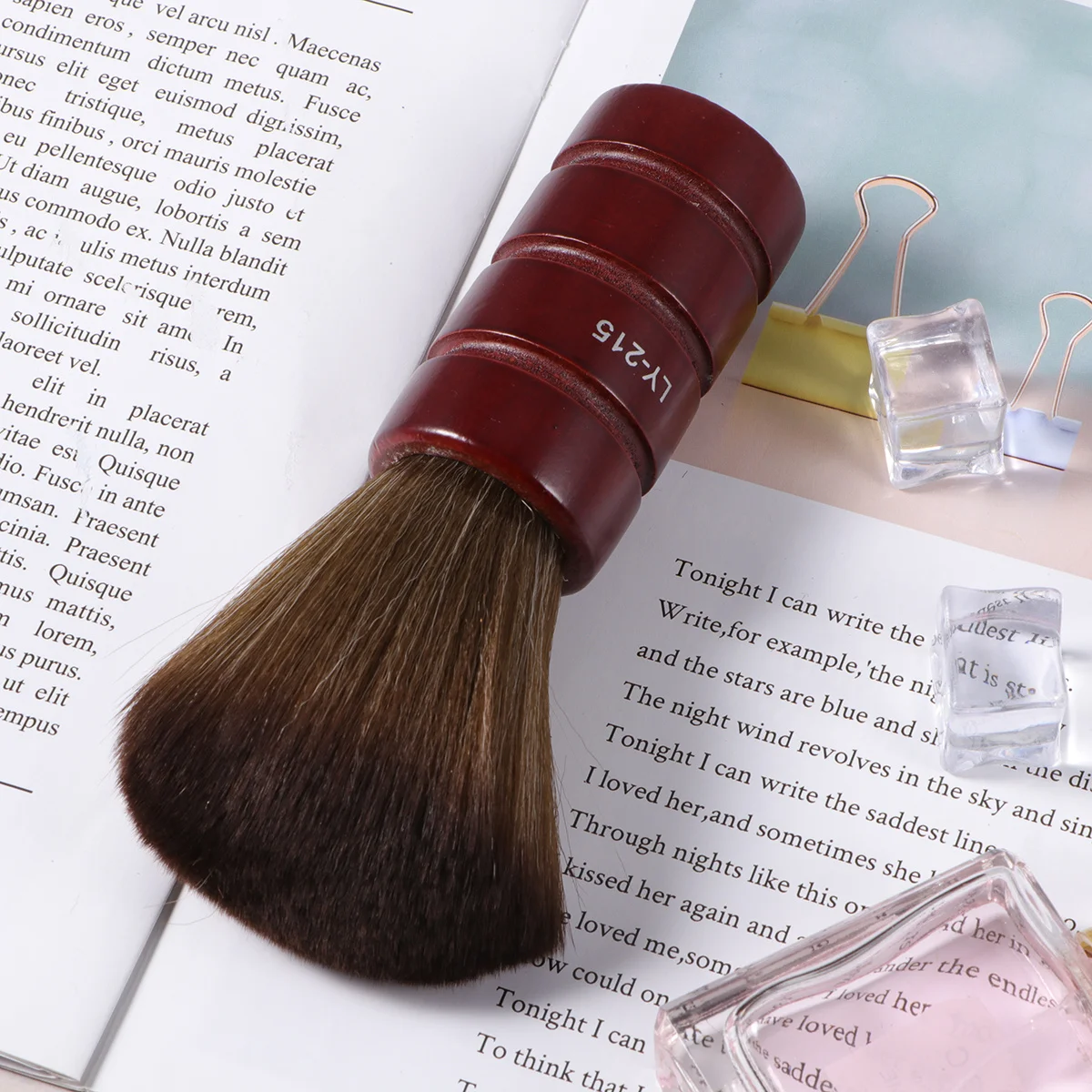 Щетка для стрижки волос - Фотография_2