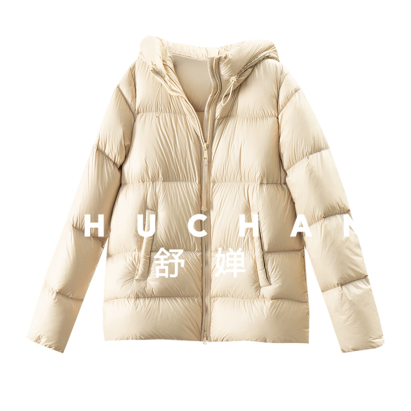 Легкая и пушистая женская куртка