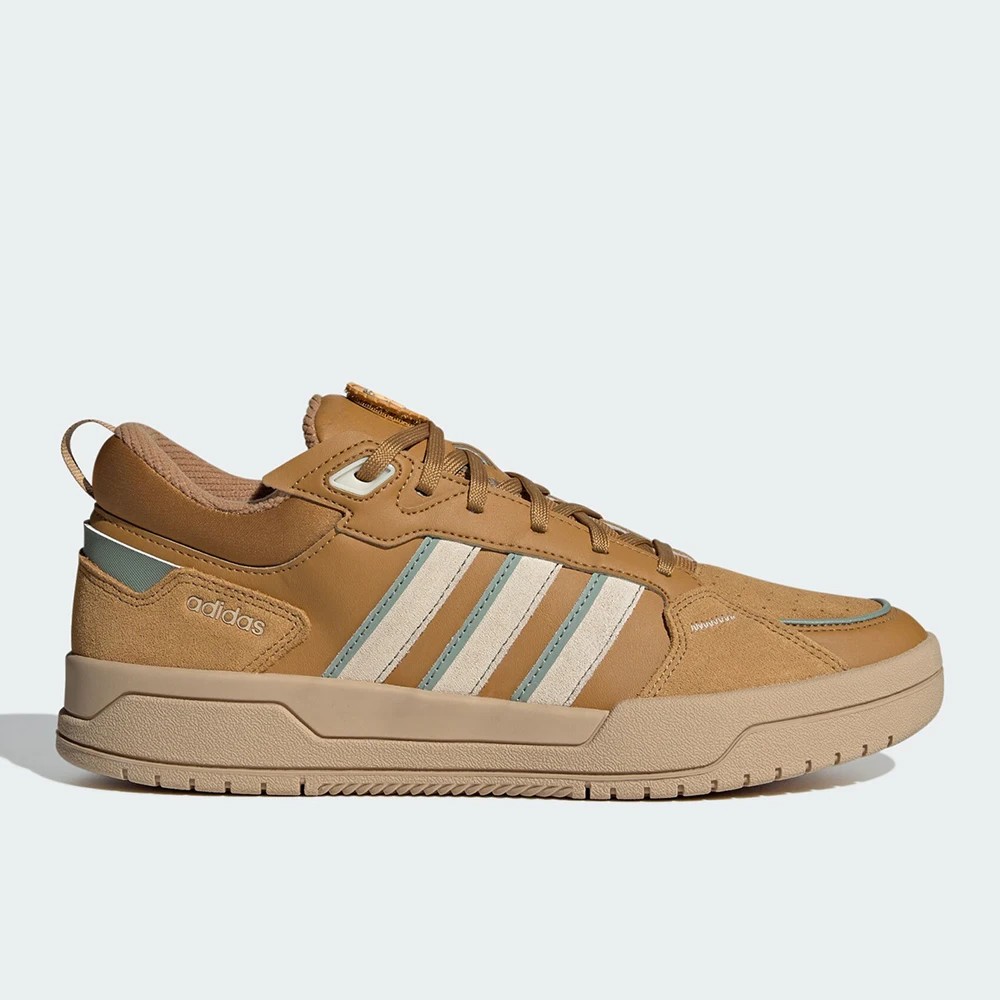 Кроссовки adidas в стиле ретро